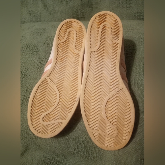 Adidas - Picture 3 of 3